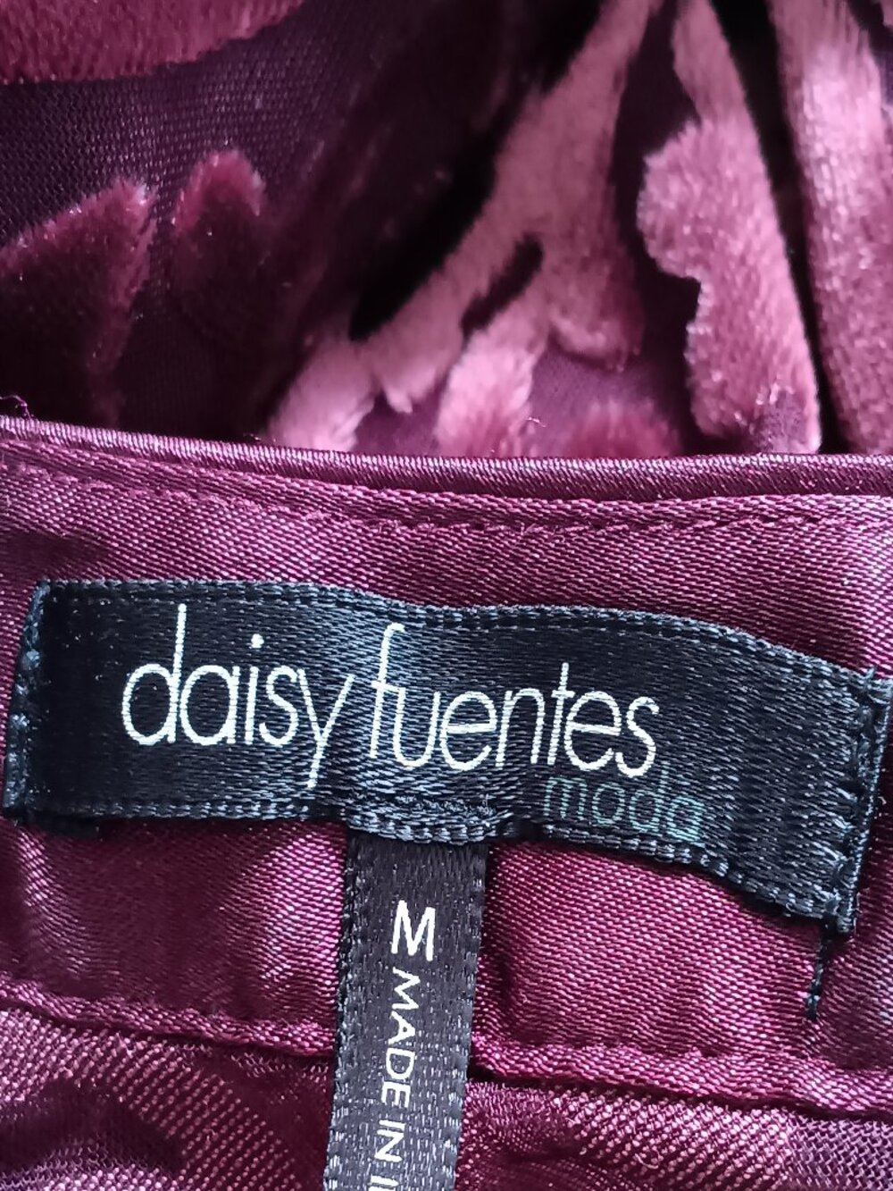 Daisy Fuentes Burgundy Burnout Velvet V Neck Top Fairycore Romantic M - Picture 4 of 6